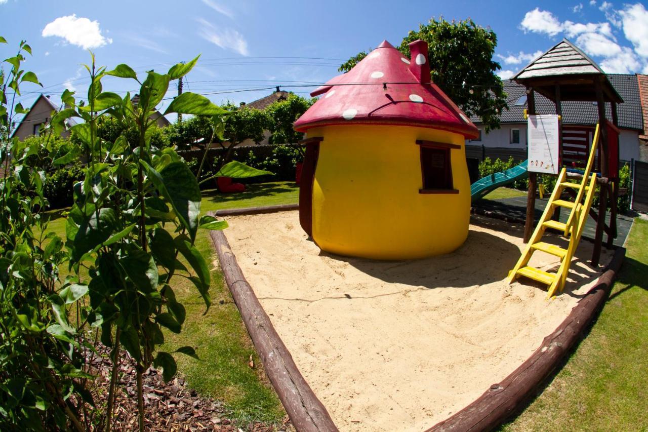 Apartmány Berries Valča Exteriér fotografie